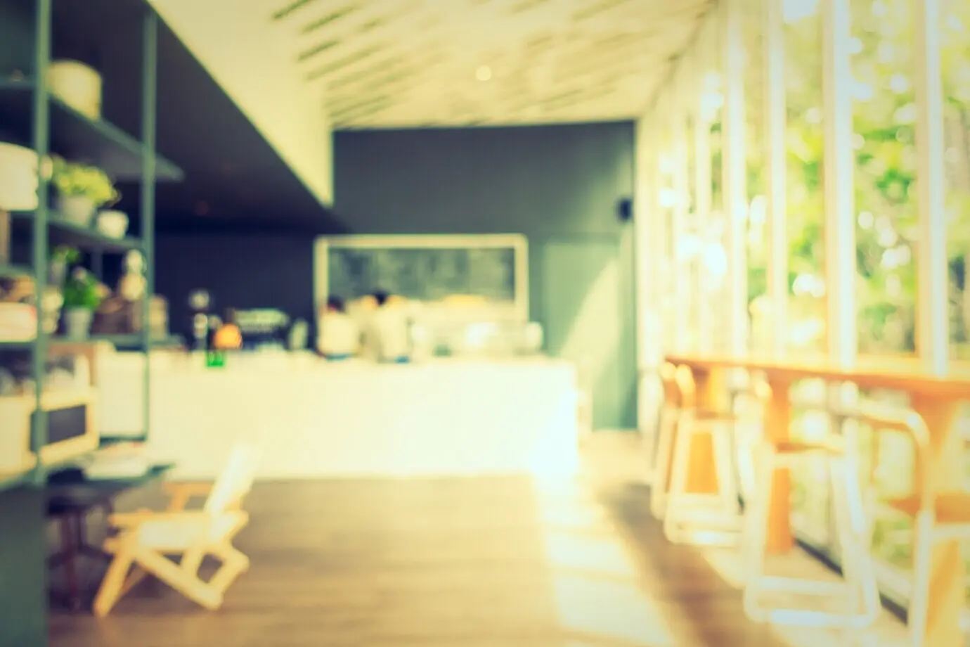 Abstrakt verschwommenes Café und Restaurant